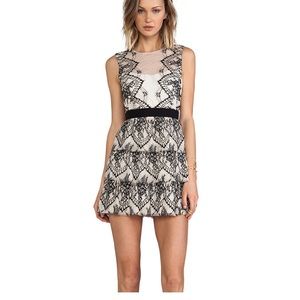 BCBGMaxAzria ‘Collier’ Dress